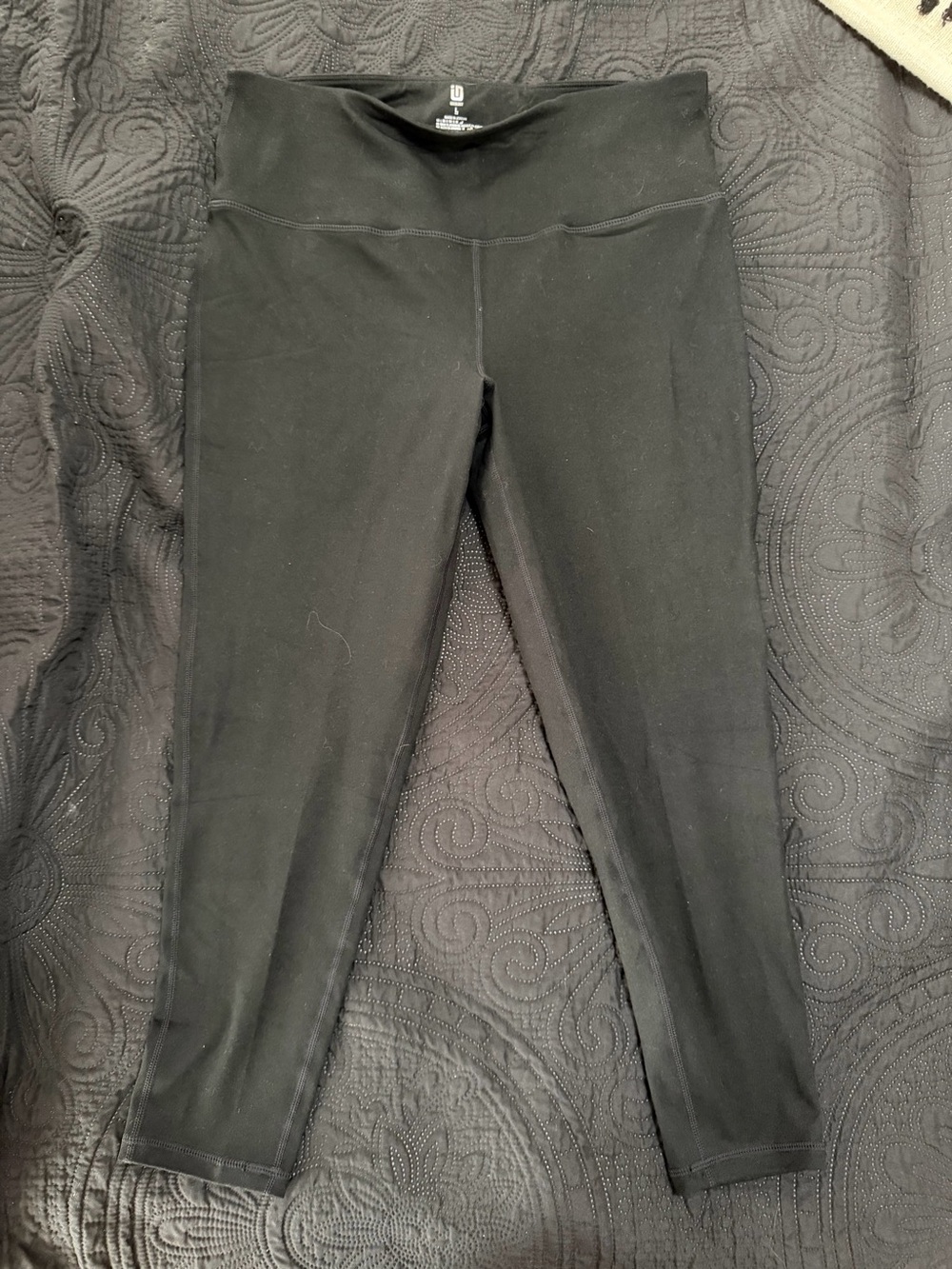 Ideology Black Women's Crop Athletic Leggings